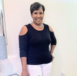 Meet your Posher, Andrea